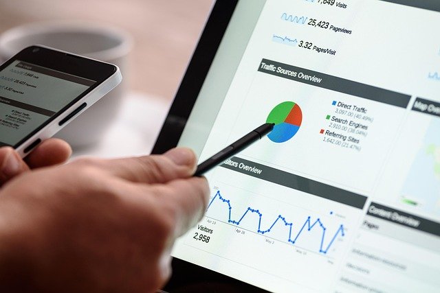 difference between google search console and google analytics